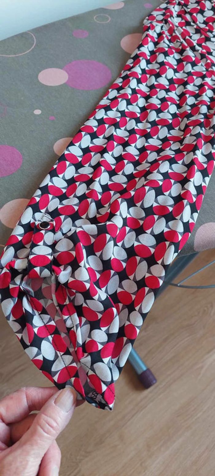 Superbe chemisier femme Armand Thiery taille 4 viscose EcoVero imprimé graphique neuve - photo numéro 5