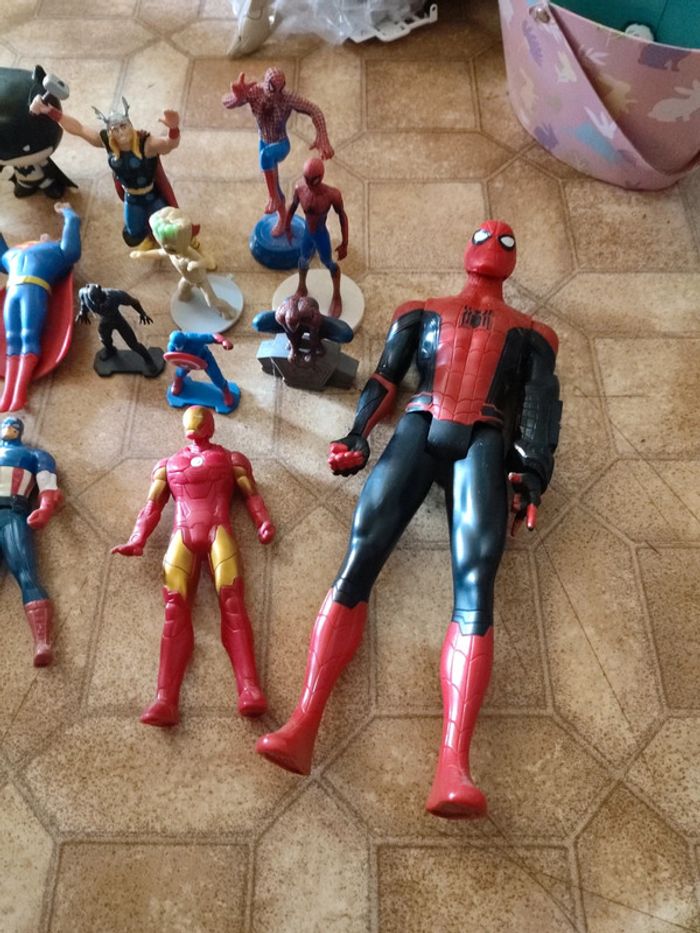 Figurines super héros - photo numéro 2