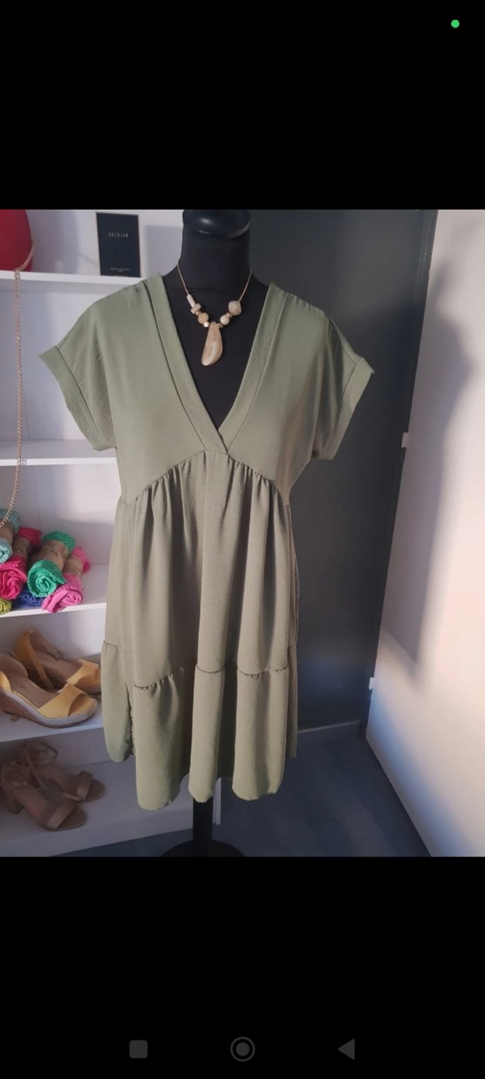 Robe courte kaki