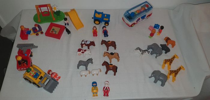 Playmobil 1 2 3 lot ou unité Air de jeux, bus, animaux sauvage et ferme tracteur pompier