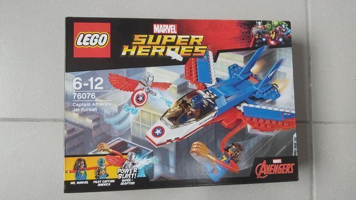 Lego Marvel Super Heroes 76076 La poursuite en avion de Captain América - photo numéro 3