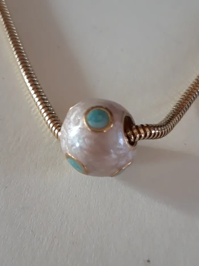 Collier pendentif style émaux - photo numéro 2