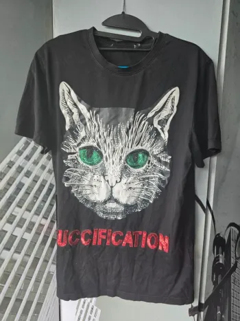 Tee-shirt femme noir avec joli imprimé  chat