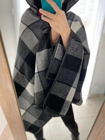 Poncho carreaux