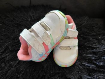Baskets Adidas Bébé fille