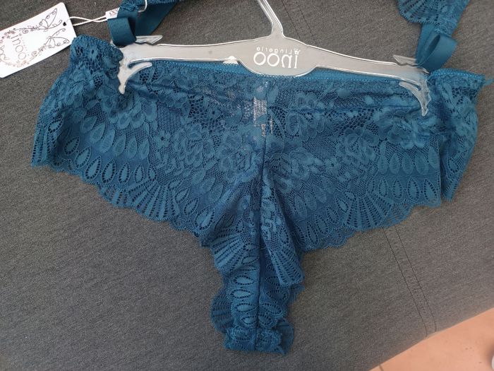 Ensemble lingerie - photo numéro 4