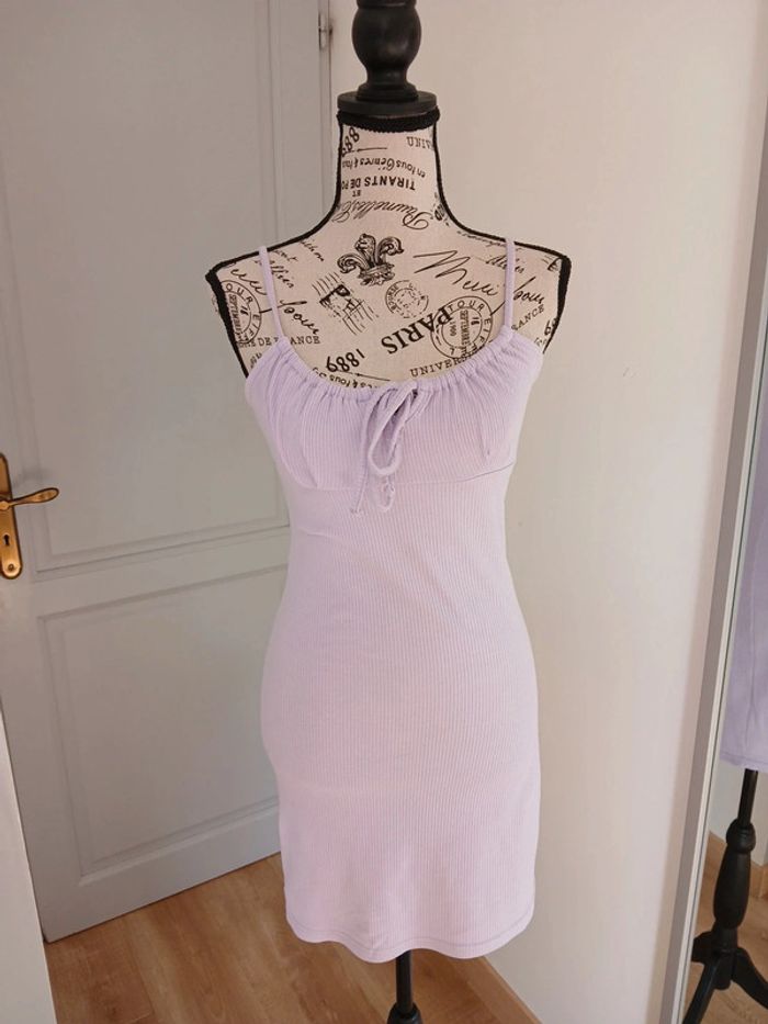 Robe lila primark taille 36 bon etat