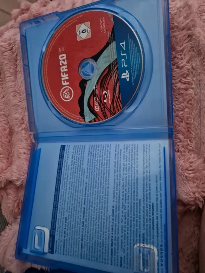 Play station 4 - photo numéro 3