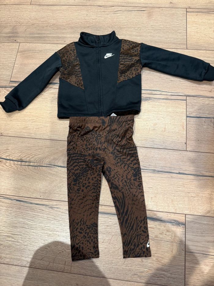 ensemble nike fille