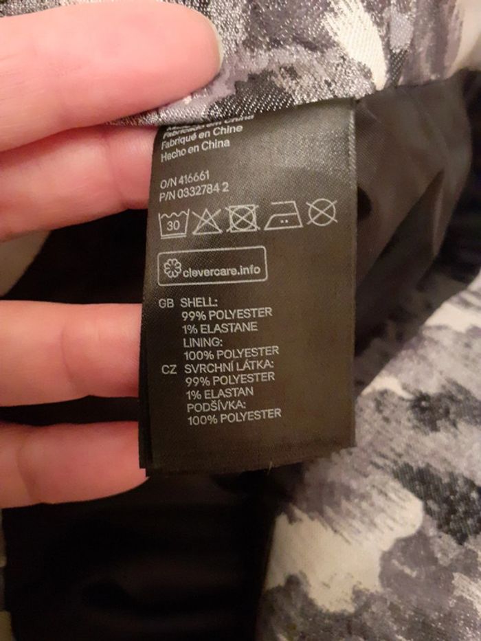 Jupe  H&M taille 34 - photo numéro 10