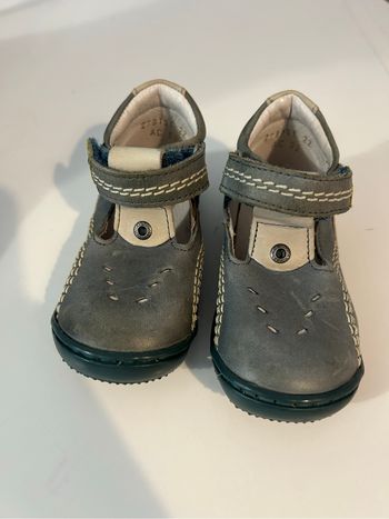 Chaussure bébé Kickers - Taille 22