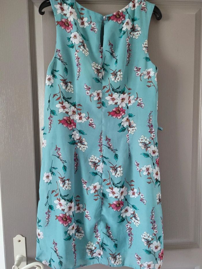 Robe mi-longue - photo numéro 3