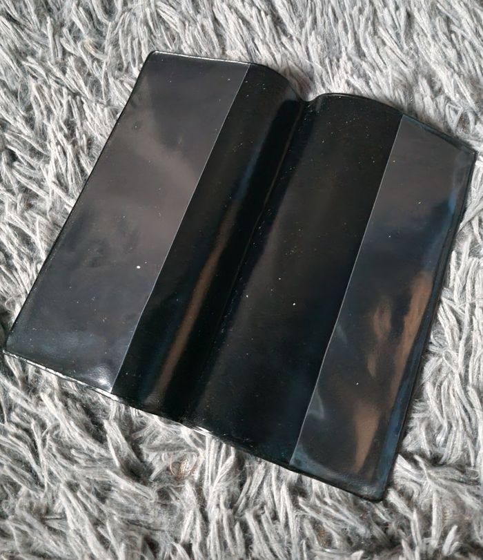 Protège cahier noir - photo numéro 2