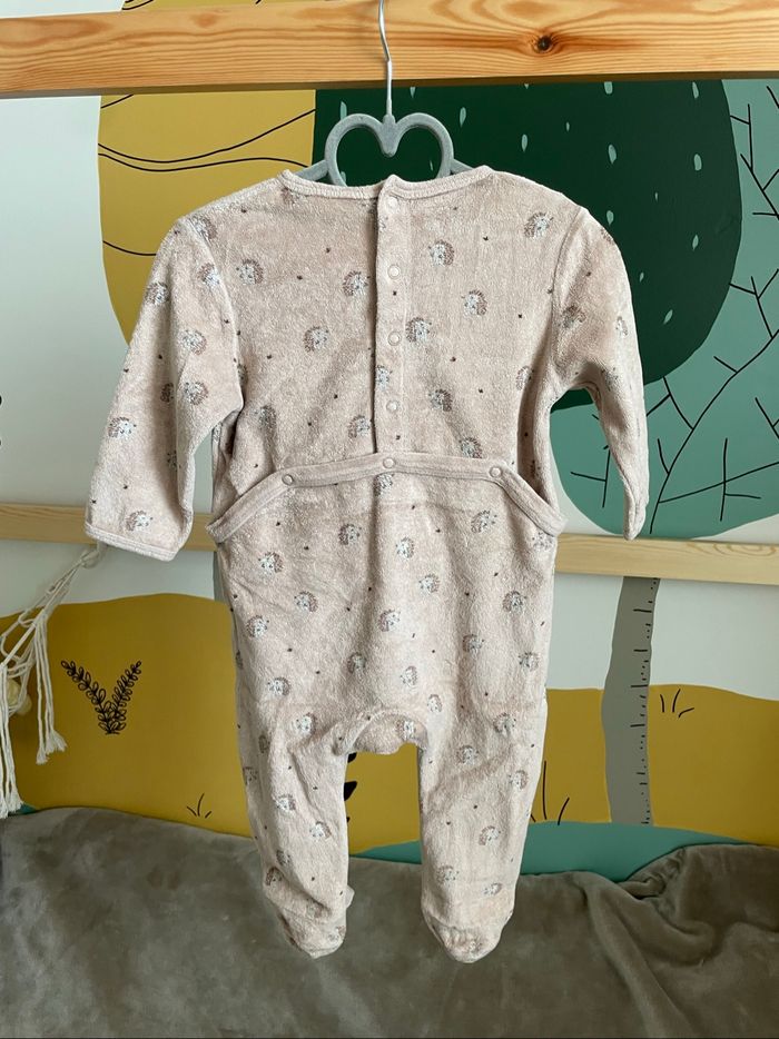 Pyjama velours marron motif hérisson - photo numéro 2