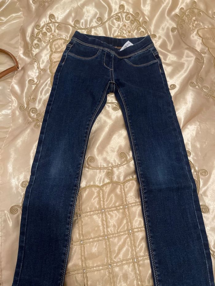 Jeans taille 7-8 ans fille