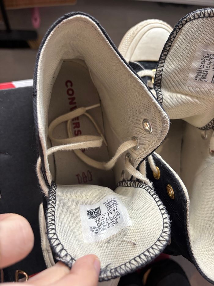 Converse 38 - photo numéro 7