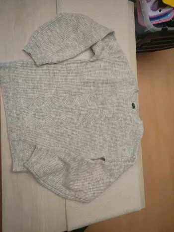 Pull gris torsadé chiné magnifique Kiabi 12 ans