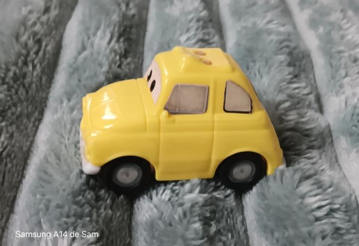 Luigi cars disney nestle - photo numéro 4