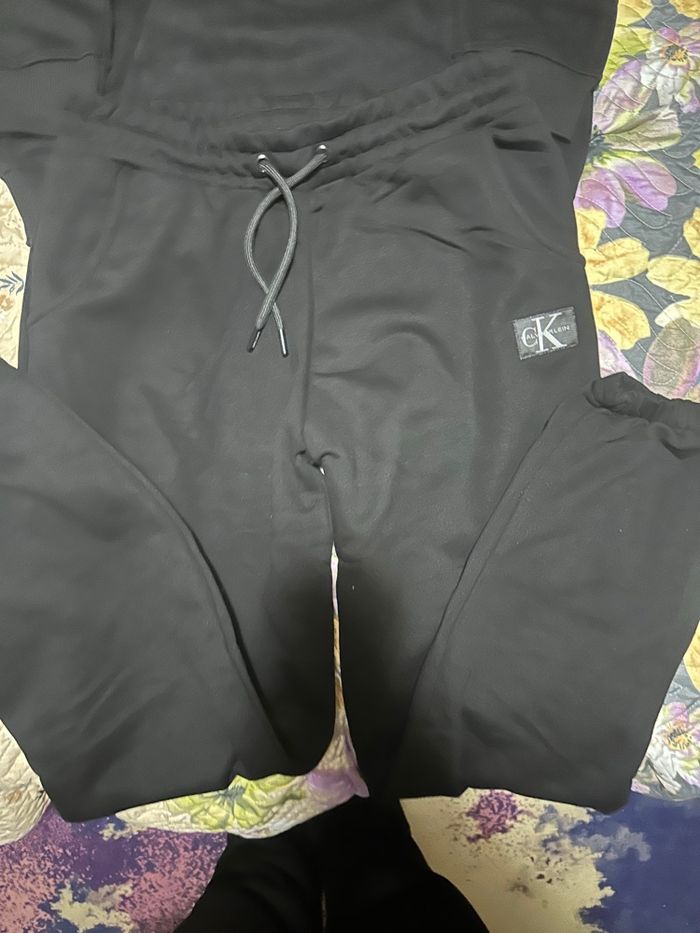 Ensemble femme ck - photo numéro 4