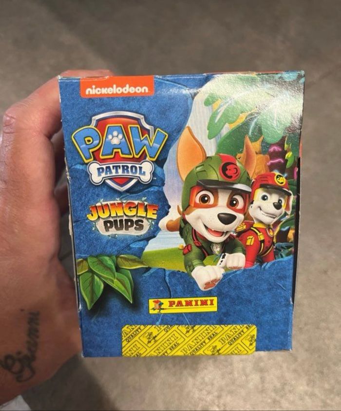 Boîte 36 sachets panini de stickers Paw Patrol / Pat Patrouille - photo numéro 3