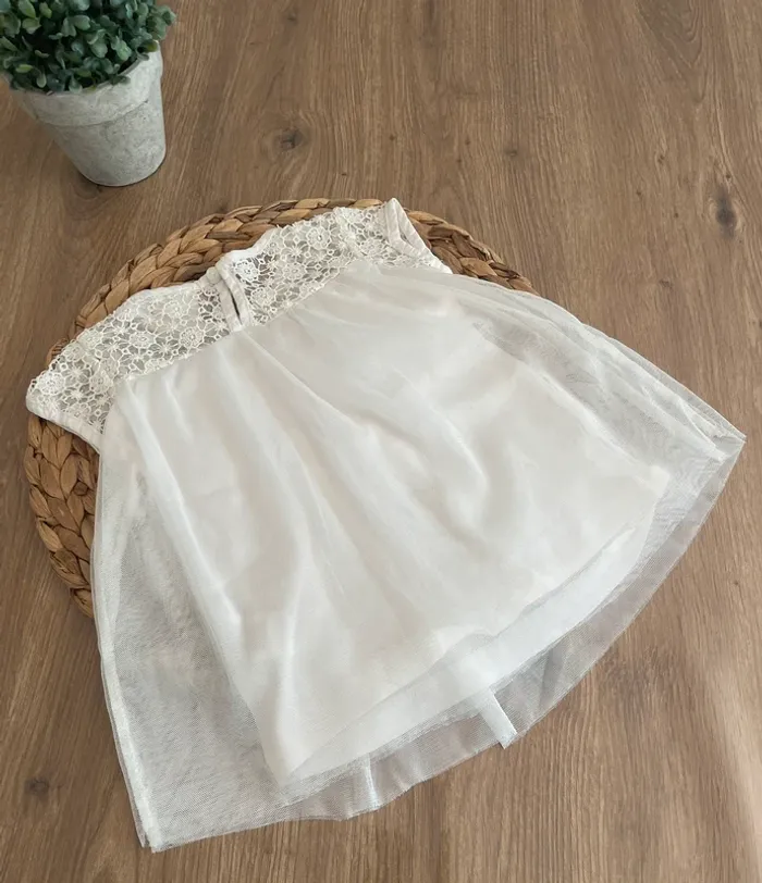 Robe blanche Zara - photo numéro 2