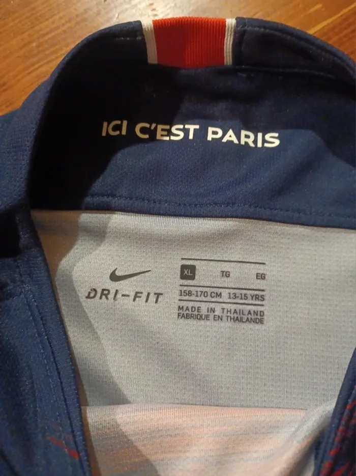 Maillot tshirt foot PSG - 2018 / 2019 - photo numéro 4