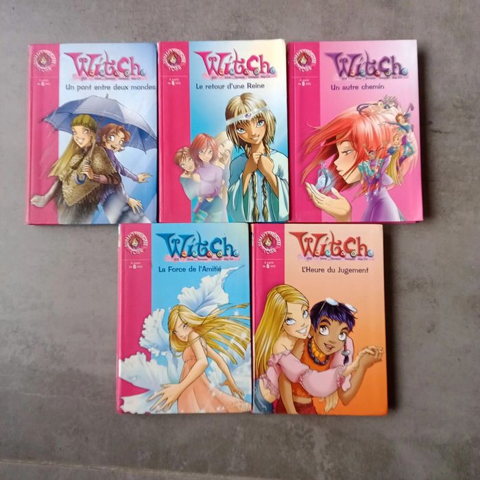 Lot de 5 livres enfant - Witch