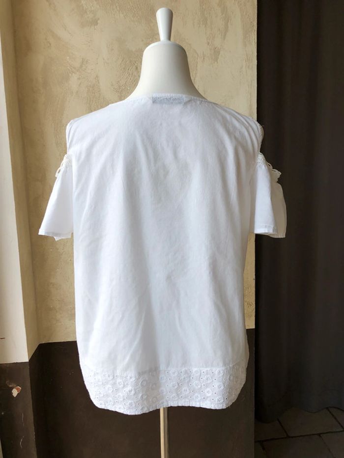 Top blanc brodé épaules dénudées Zara M - photo numéro 3