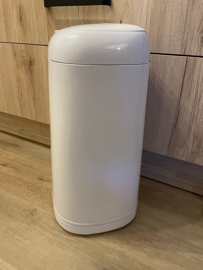 Poubelle à couche - photo numéro 7