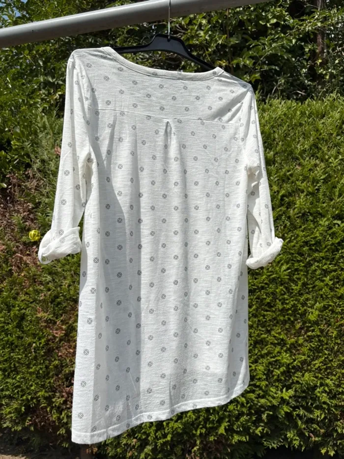 Blouse blanche à pois noirs – Marque Kiabi - photo numéro 2