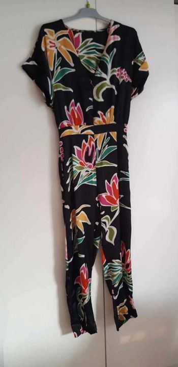 Combi pantalon Zara A fleur  TM neuf