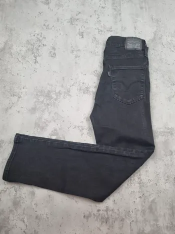 Jean Levi’s 724 noir – Taille 36 FR/ 26 US Femme (mesures en photos)