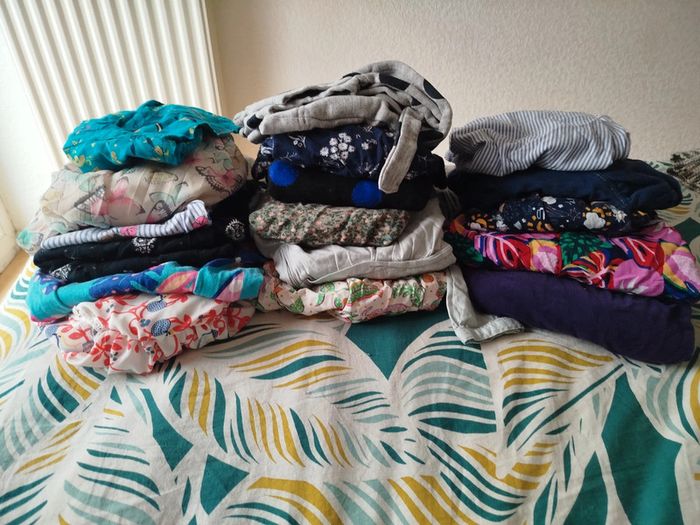 Lot 17 robes