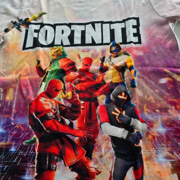 T-shirt  - Fortnite  - 10 ans - photo numéro 2