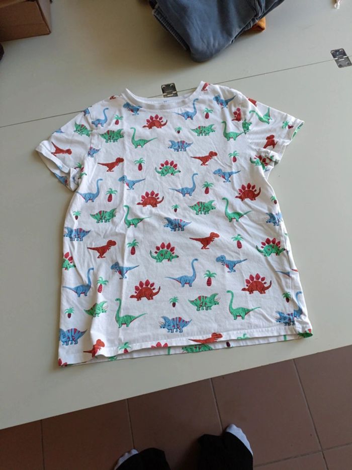 T-shirt manches courtes Kiabi dinosaure 12 ans