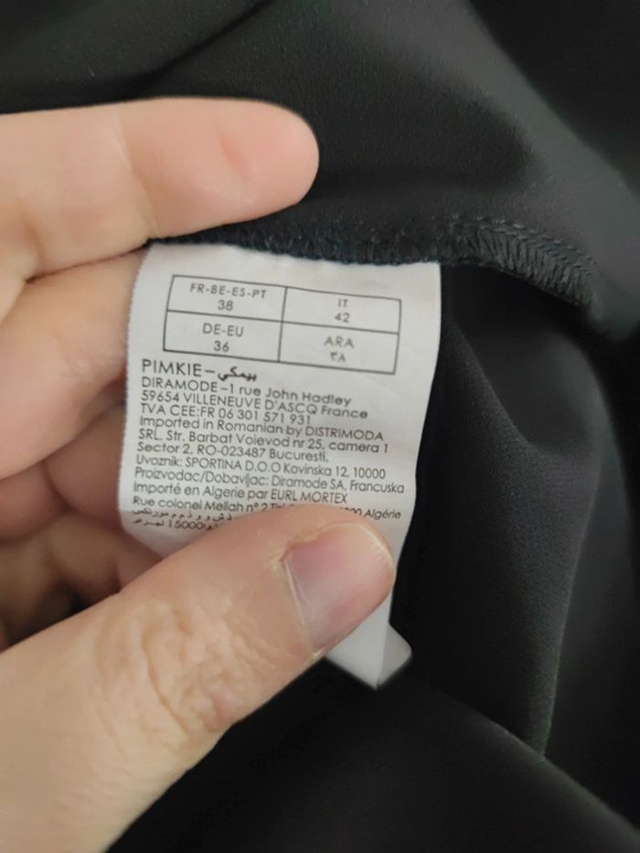 Robe noire - photo numéro 2