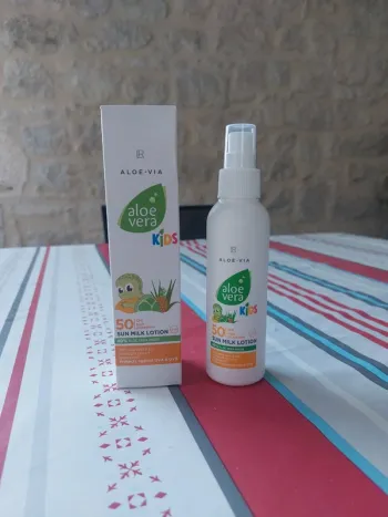 Crème solaire pour enfant IP 50 avec aloès vera
