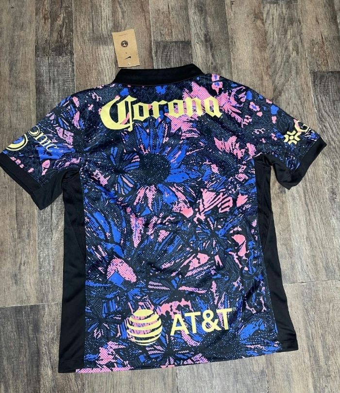 🎽 *T-shirts et Shorts* – *à partir de 15€* - photo numéro 2