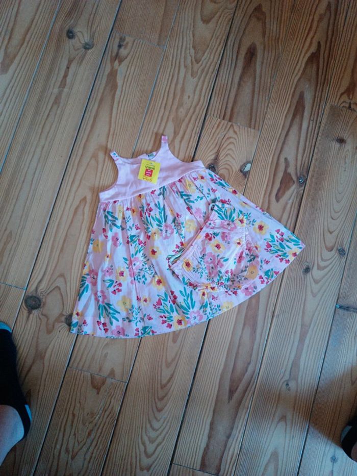 Robe ballerine neuve avec culotte 12 mois étiquette - photo numéro 5