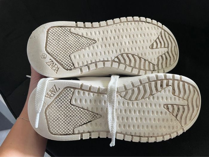 Baskets garçon Zara taille 33 Pokémon - photo numéro 5