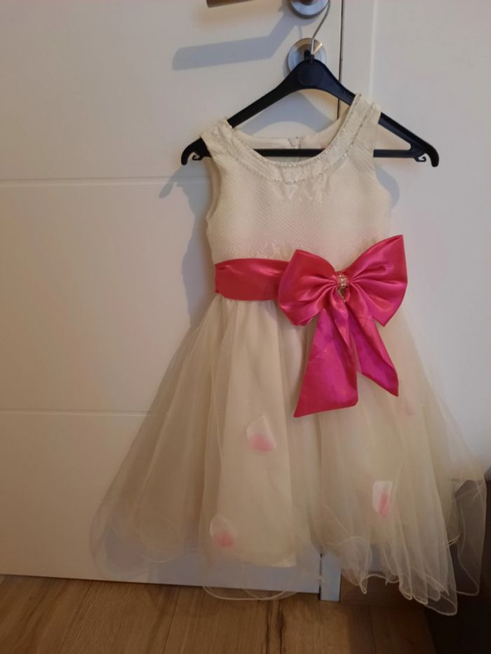 Très  jolie robe de cérémonie demoiselle d'honneur