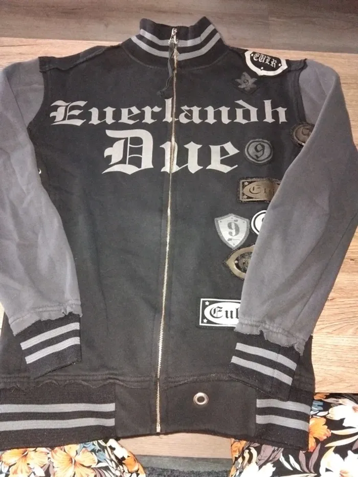 Gilet Armand Thiery - photo numéro 1