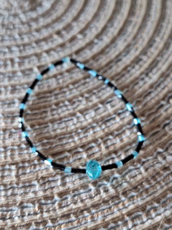 Bracelet fantaisie noir et bleu