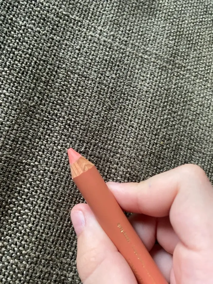 Crayon à lèvre - photo numéro 8