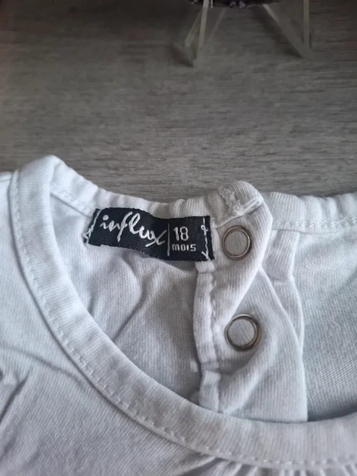 T-shirt blanc à manche longue 18 mois - photo numéro 3