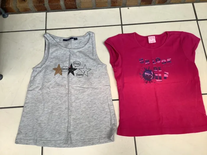 2 tee-shirts filles 👧