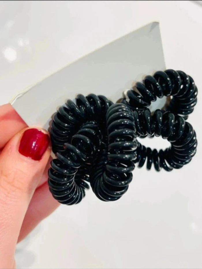 Lot 4 élastiques noir neuf hema style invisibobble - photo numéro 2