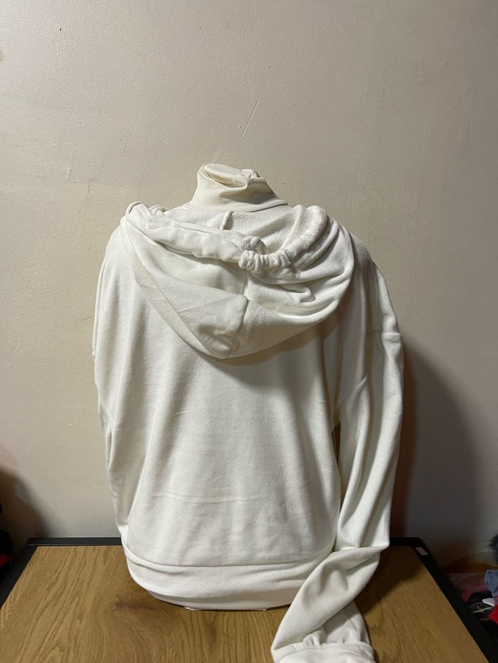 Pull fille - photo numéro 3
