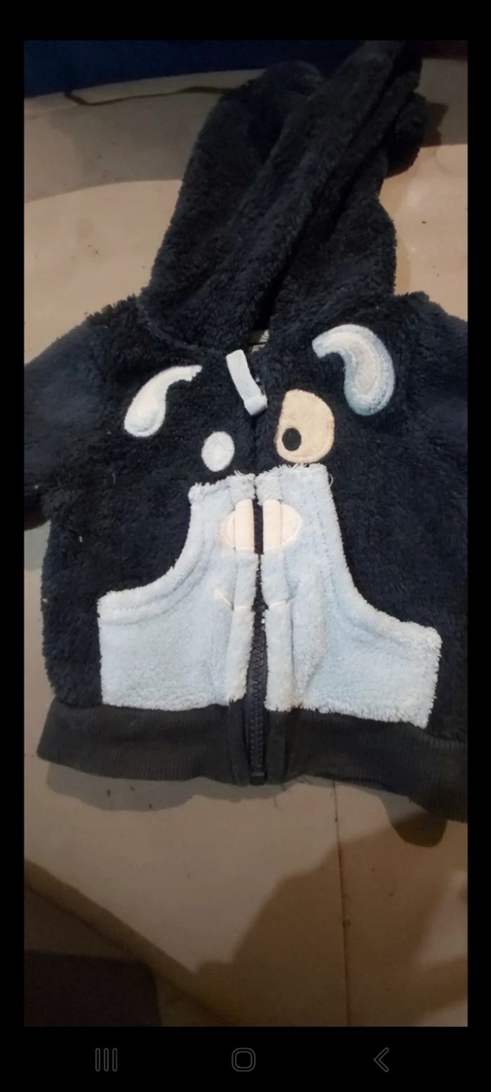 Gilet 3  mois in extenso - photo numéro 3