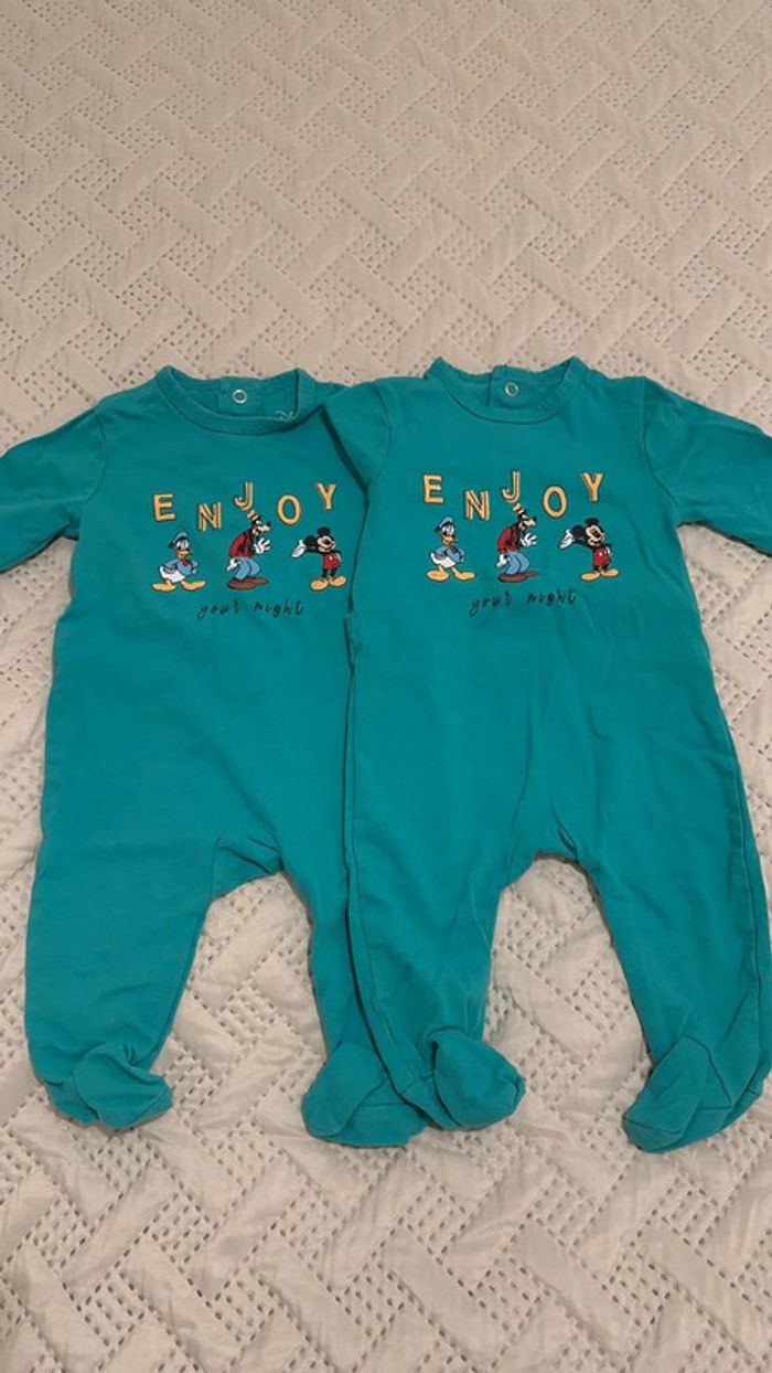 Lot 2 pyjamas